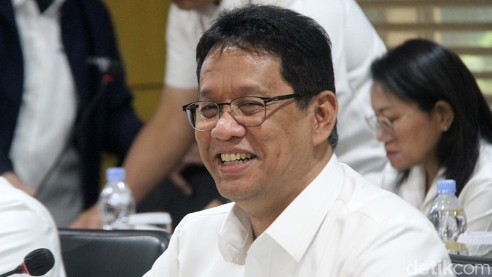 Canda Purbaya Sentil Sana-sini Saat Rapat Pascabencana, Fenomena yang Memicu Perdebatan Hebat!