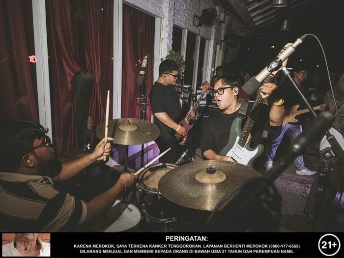 **Didikan Ayah Antar Personel Band Astera, Menyusuri Panggung & Dunia Musik dengan Kebahagian**