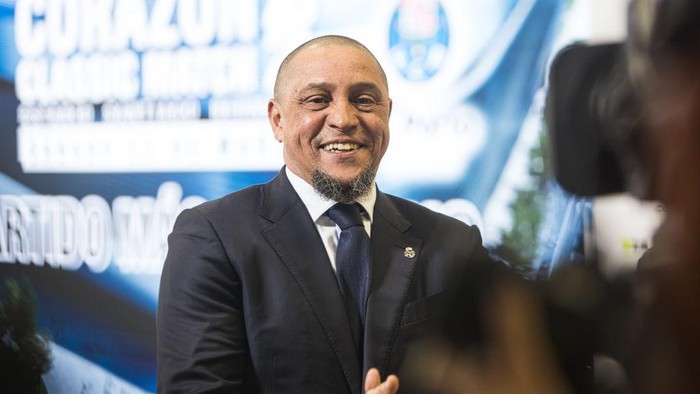 Roberto Carlos Masuk Rumah Sakit Jalani Operasi Jantung Darurat – Update 1