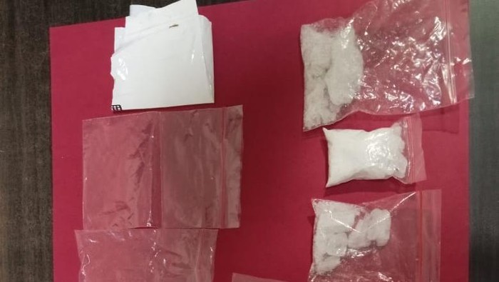 “Pengungkapan Perdana 2026: Polres Rohul Amankan Dua Kurir dan Sita Sabu, Guncang Polda!”