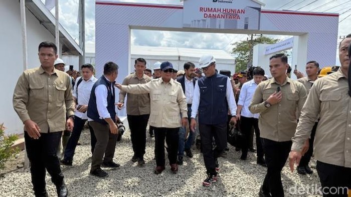 “Presiden Prabowo Cek Hunian Danantara di Aceh Tamiang, Pemulihan Bencana Jadi Perhatian Utama”
