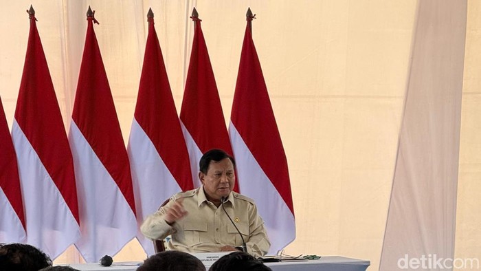 Prabowo: Rakyat Lebih Percaya Bukti daripada Kata-Kata Soal Bencana