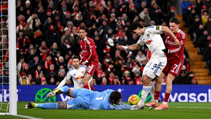“Liverpool Vs Leeds Imbang di Babak Pertama: Duel Menarik di Anfield”
