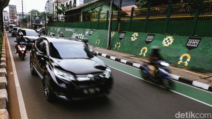 “Fatmawati Jaksel Dihebohkan Proyek Gorong-gorong, Lalin Jalan Direkayasa!”
