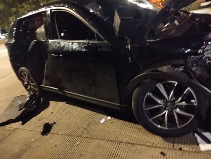Sopir ‘Maut’ Diamuk Massa: Tragedi Tabrak Lari Berujung Terserempet KA