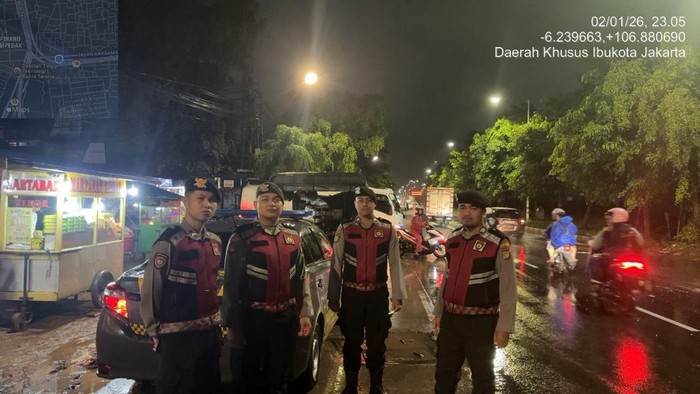 Tawuran Pecah Lagi Semalam, Lokasinya di Kalimalang Jaktim: Aksi Brutal yang Viral di Medsos