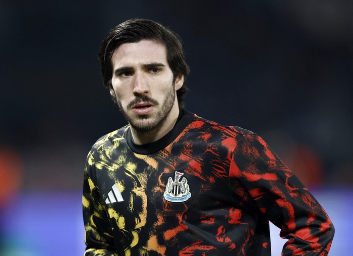 “Tonali Mau Pergi, Rebutan Big 3 Liga Inggris”