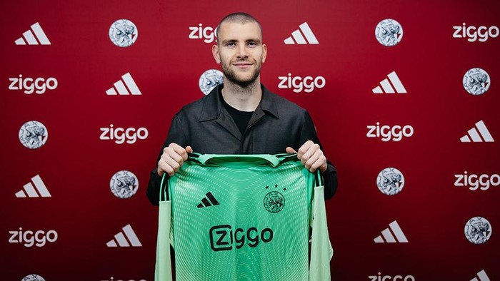 Maarten Paes Bakal Debut di Ajax Akhir Pekan Ini? – Update 1