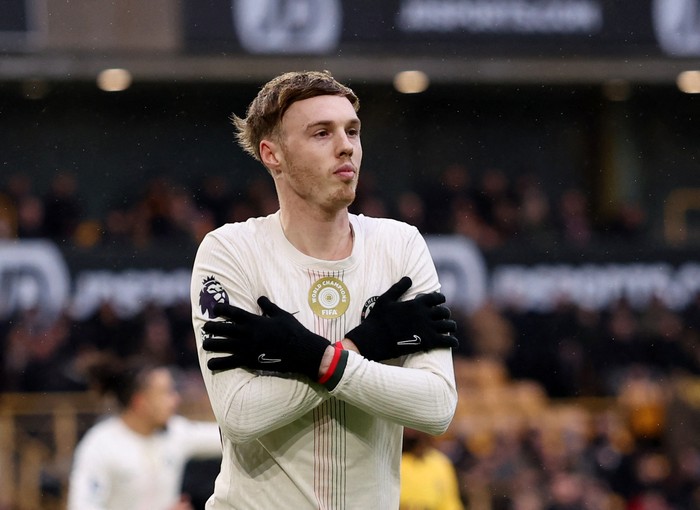 Cole Palmer, Pemecah Rekor dengan Hat-trick Lawan Wolves!