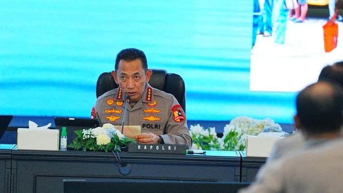 Polri Beri Solusi Cerdas Contraflow dan One Way-Gate di Trans Jawa untuk Lebaran 2026
