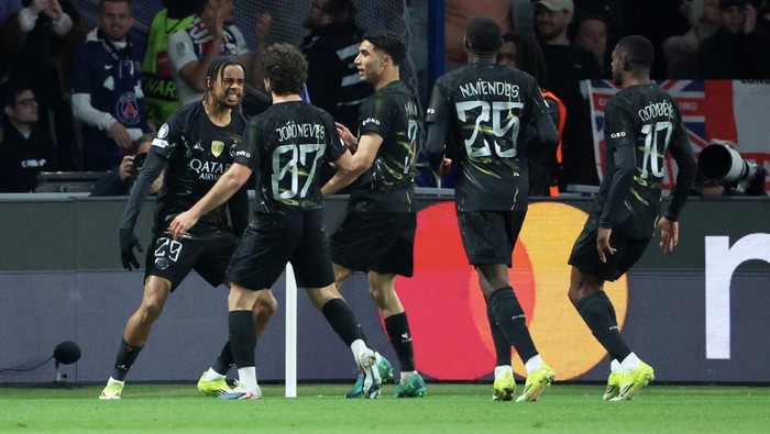 PSG Vs Chelsea: Bontotnya Si Biru di Parc des Princes!