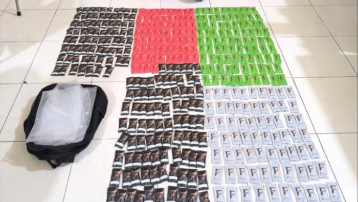 Polda Riau Gagalkan Peredaran Narkoba, 420 Cartridge Etomidate Disita – Update 1