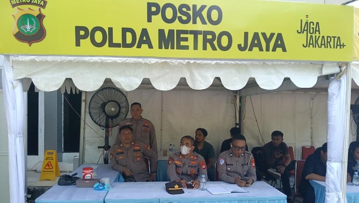 Polda Metro Buka Posko di RSUD Bekasi, Kawal Pelayanan Korban Kecelakaan KA – Update 1