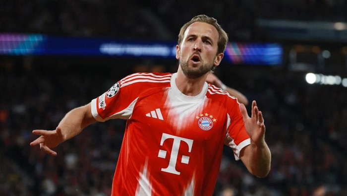 **Harry Kane Cetak 2 Rekor di Liga Champions Usai Bayern Tumbang di Paris**