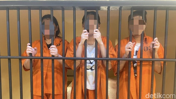 3 Kakak Adik Jadi Operator Judol di Bali, Telepon Ratusan Nomor Tiap Hari – Alternatif 1